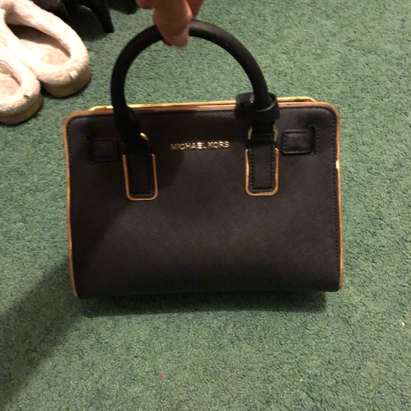 Mk crossbody dress bag - Picture 2 of 8